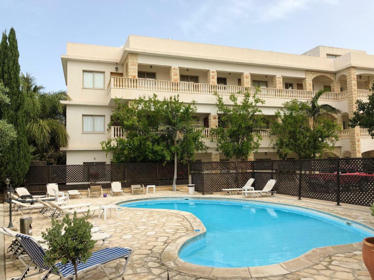 King'S Gardens Apartment Paphos Kültér fotó