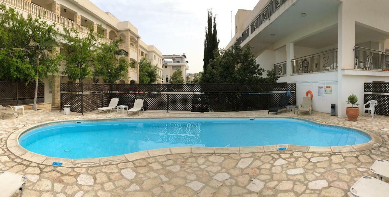 King'S Gardens Apartment Paphos Kültér fotó